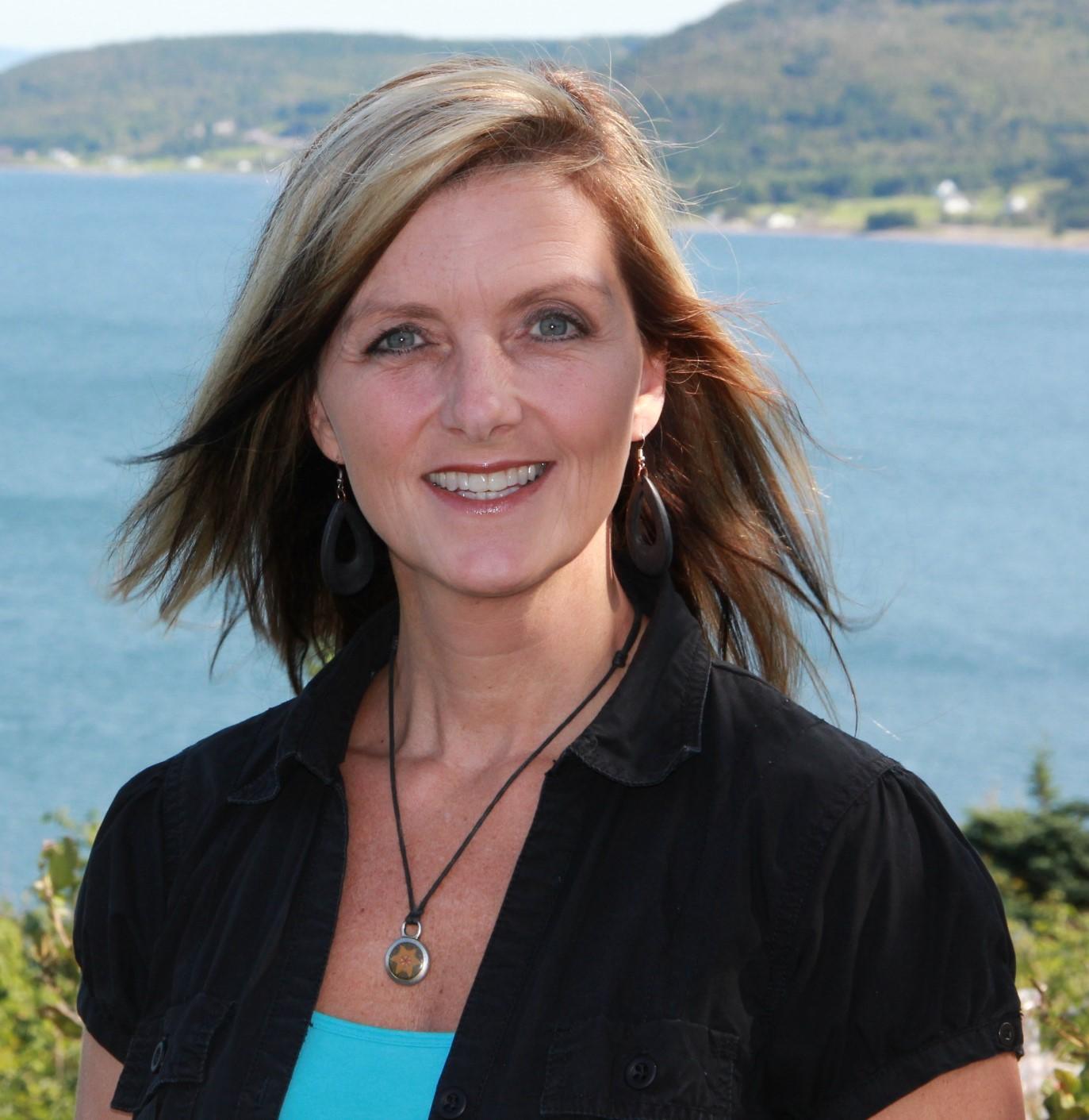 agent-Joy Richards